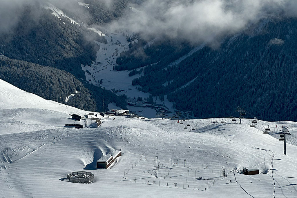 Blick auf Skigebiet Davos